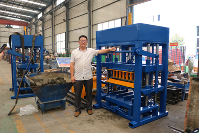 GiantLin QT4-30 brick making machines are ready for shippment to Congo