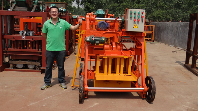 GiantLin QMY4-45 egg laying concrete block making machine for Nigeria